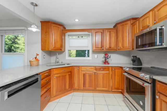 $498,000 | 4752 Forest Creek Drive, Kalamazoo, MI 49009