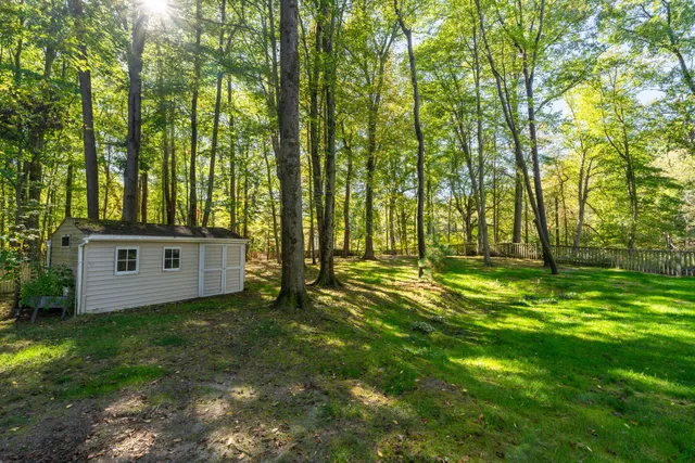 $498,000 | 4752 Forest Creek Drive, Kalamazoo, MI 49009