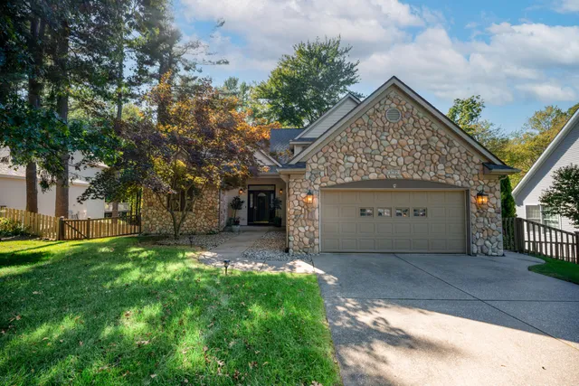 $498,000 | 4752 Forest Creek Drive, Kalamazoo, MI 49009