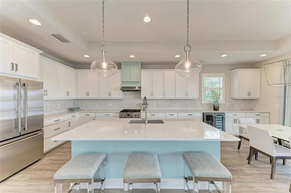 $799,999 | 1021 Crosswind Avenue, Sarasota, FL 34240