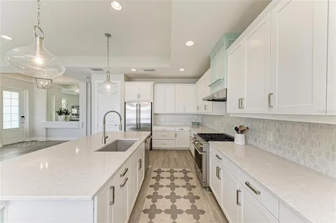 $849,000 | 1021 Crosswind Avenue, Sarasota, FL 34240