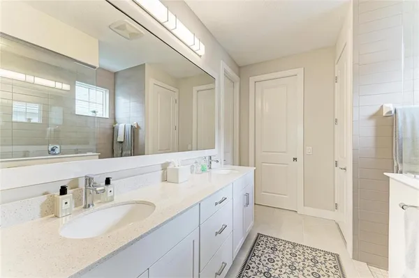 $799,999 | 1021 Crosswind Avenue, Sarasota, FL 34240