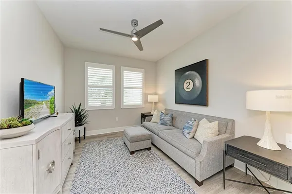 $799,999 | 1021 Crosswind Avenue, Sarasota, FL 34240