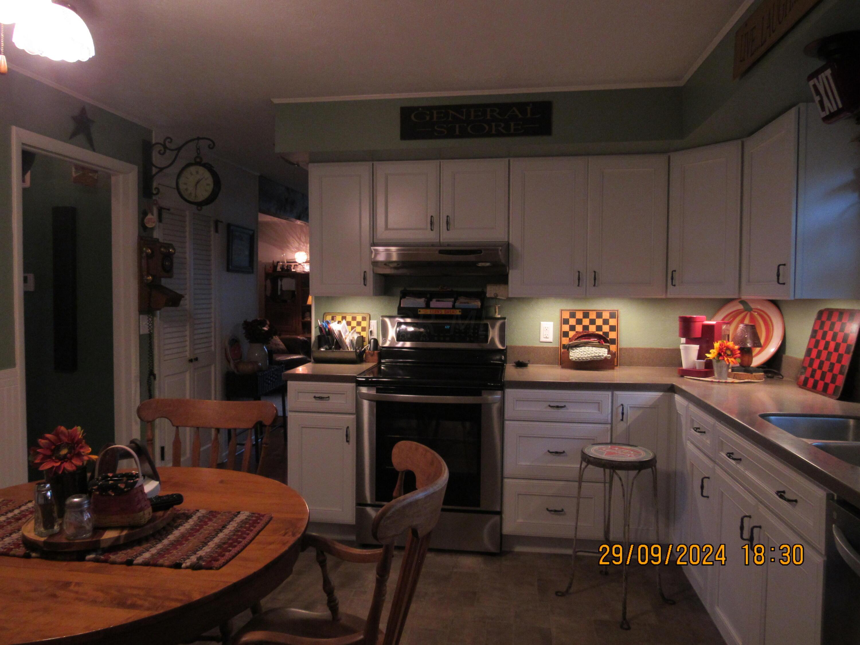 887 Dunkle Road Circleville, OH 43113 - Photo 9 of 20 IMG_1187 - Copy