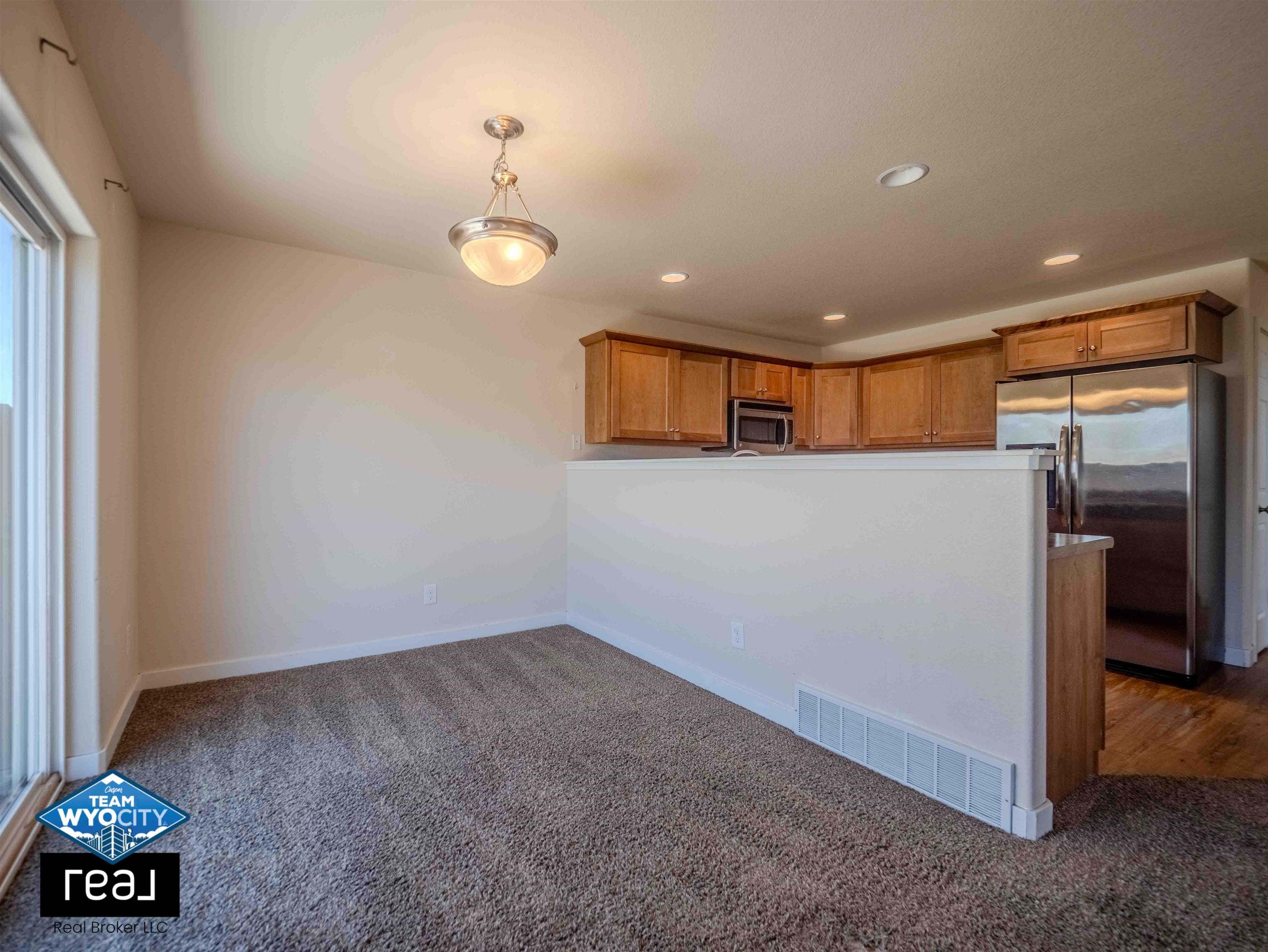 6866 Umpqua River Road Casper, WY 82604 - Photo 8 of 45