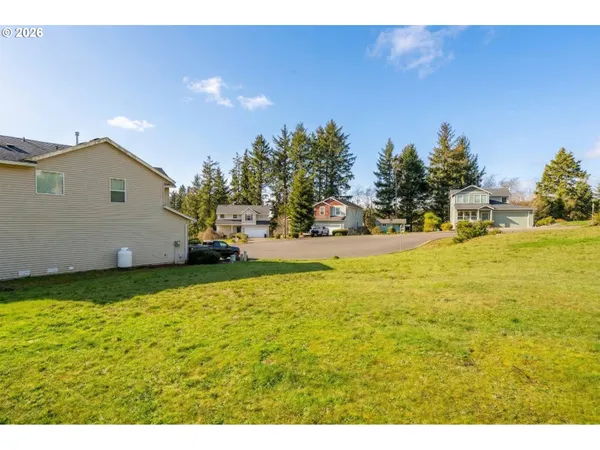 $78,000 | Sequoia Loop, Unit 89, Tillamook, OR 97141