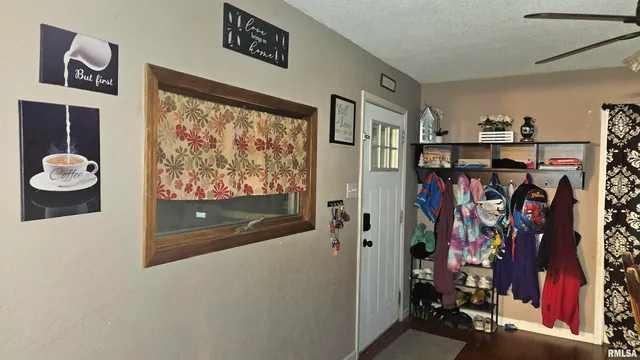 $99,900 | 434 Dean Court, Canton, IL 61520