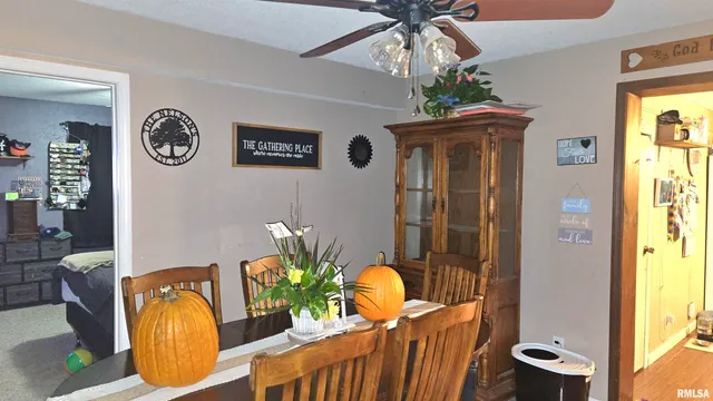 $99,900 | 434 Dean Court, Canton, IL 61520