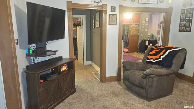 $99,900 | 434 Dean Court, Canton, IL 61520