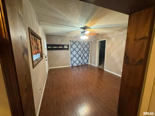 $92,000 | 434 Dean Court, Canton, IL 61520