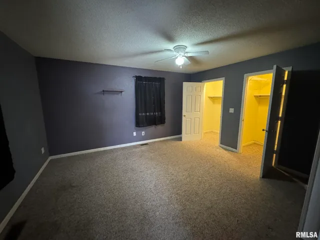 $99,900 | 434 Dean Court, Canton, IL 61520