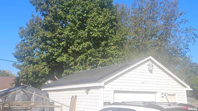 $99,900 | 434 Dean Court, Canton, IL 61520