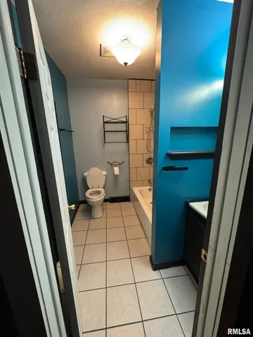 $99,900 | 434 Dean Court, Canton, IL 61520