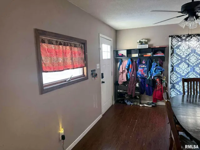 $99,900 | 434 Dean Court, Canton, IL 61520