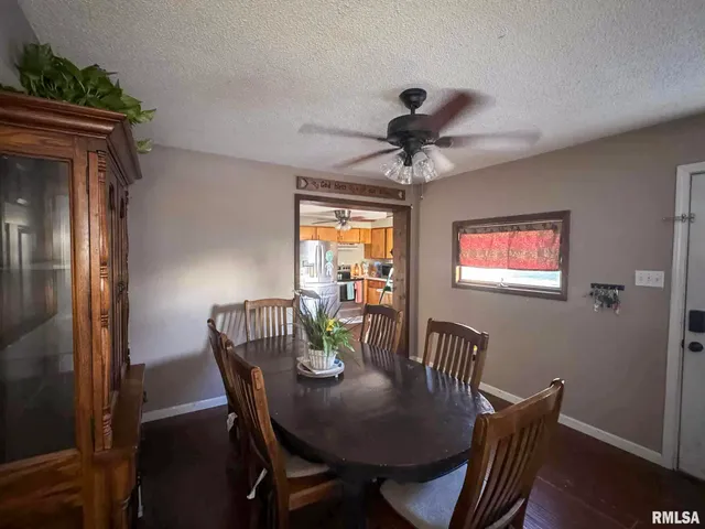 $99,900 | 434 Dean Court, Canton, IL 61520