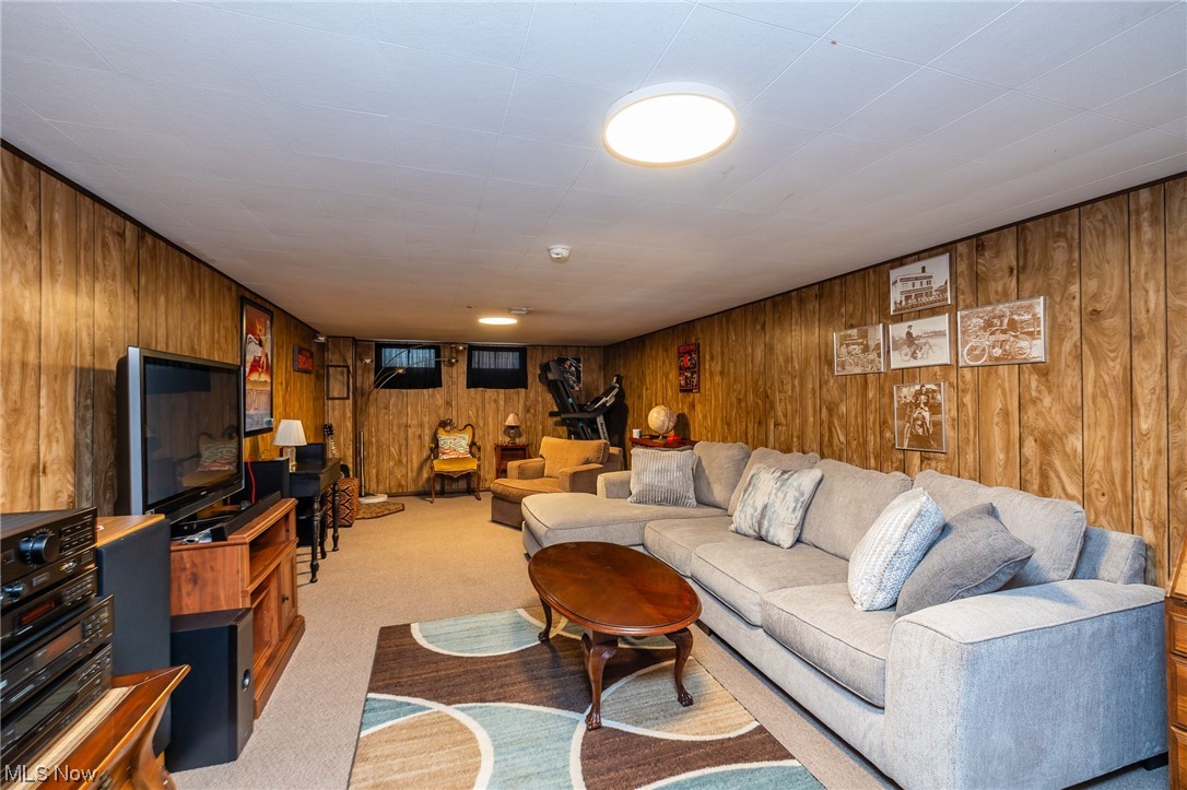 10200 Biddulph Road Cleveland, OH 44144 - Photo 21 of 34 Gallery Image 21