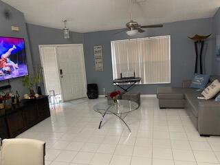 10251 Breezeway Place Boca Raton, FL 33428 - Photo 14 of 20 house living
