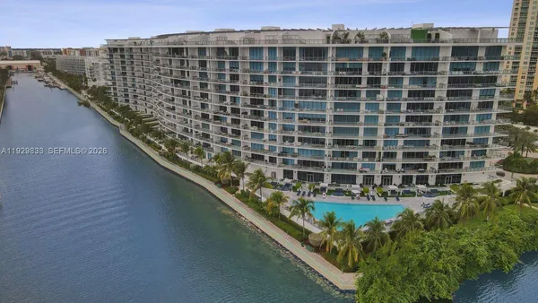 $2,600,000 | 3300 Northeast 188th Street, Unit 210, Aventura, FL 33180