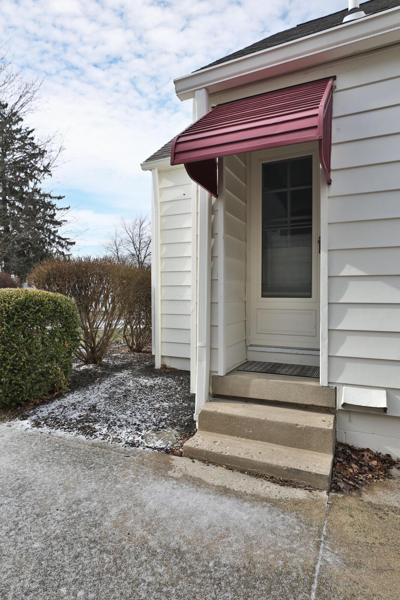 398 Fallis Road Columbus, OH 43214 - Photo 50 of 59 Side Door