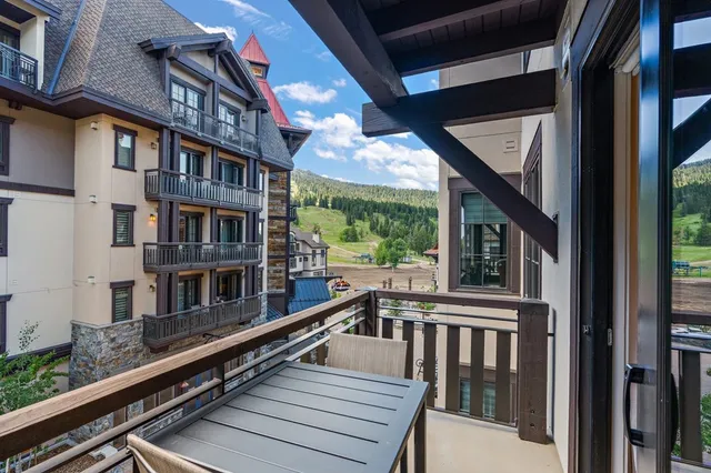 $650,000 | 760 Village Drive, Unit 305, Donnelly, ID 83615