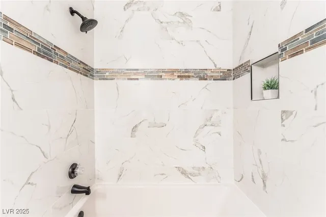 $243,800 | 3151 North Soaring Gulls Drive, Unit 1100, Las Vegas, NV 89128