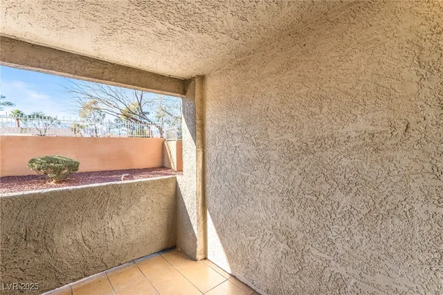 $243,800 | 3151 North Soaring Gulls Drive, Unit 1100, Las Vegas, NV 89128