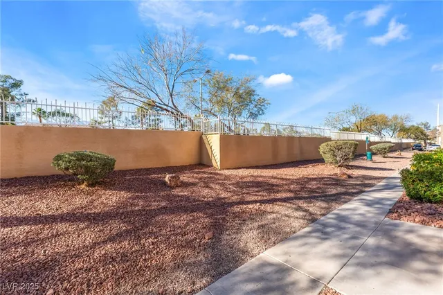 $243,800 | 3151 North Soaring Gulls Drive, Unit 1100, Las Vegas, NV 89128