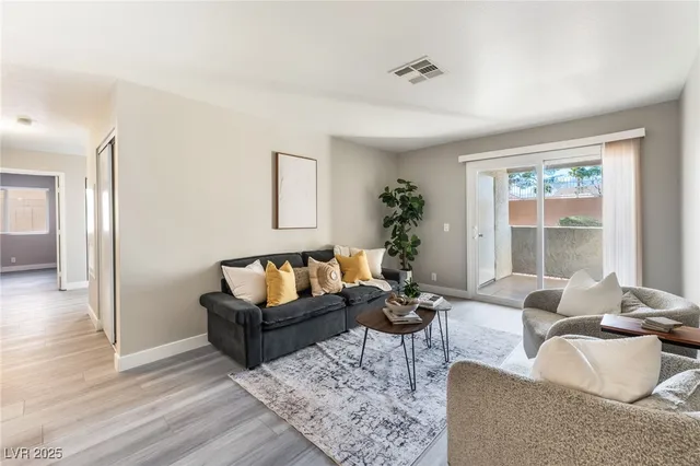 $243,800 | 3151 North Soaring Gulls Drive, Unit 1100, Las Vegas, NV 89128