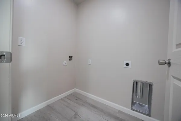 $1,295 | 2121 West Adams Street, Unit B201, Phoenix, AZ 85009