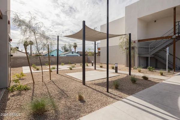 $1,195 | 2121 West Adams Street, Unit B201, Phoenix, AZ 85009