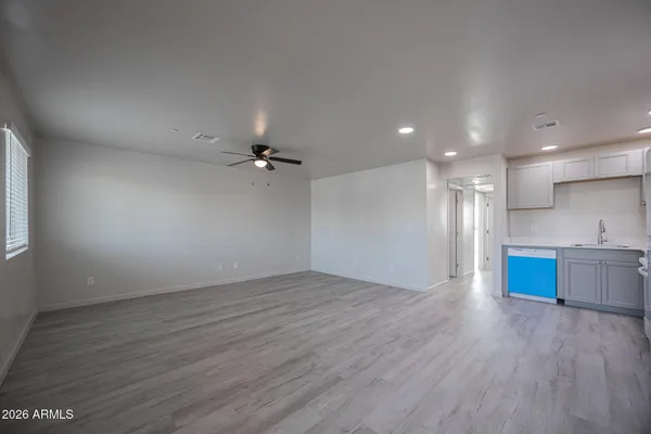 $1,295 | 2121 West Adams Street, Unit B201, Phoenix, AZ 85009