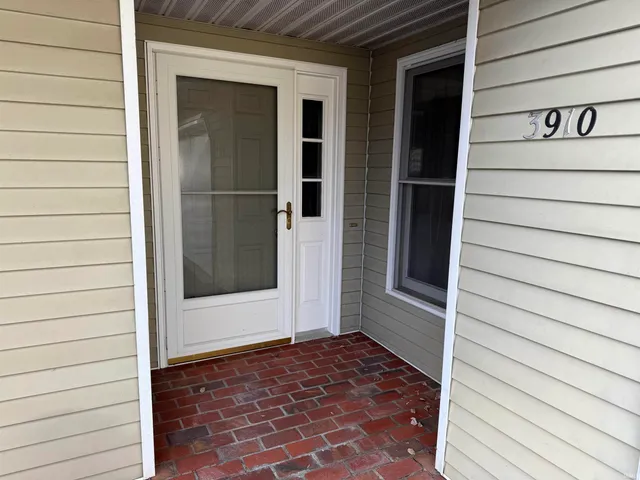 $230,000 | 3910 South Laurel Court, Bloomington, IN 47401