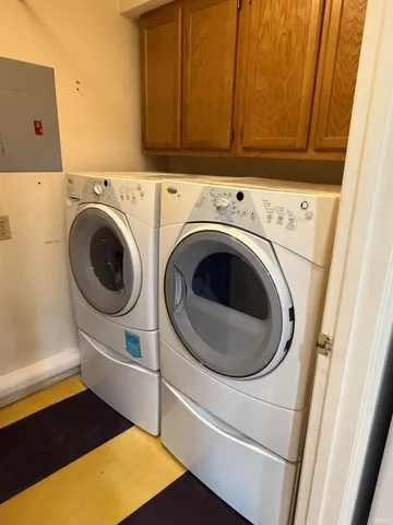 $230,000 | 3910 South Laurel Court, Bloomington, IN 47401