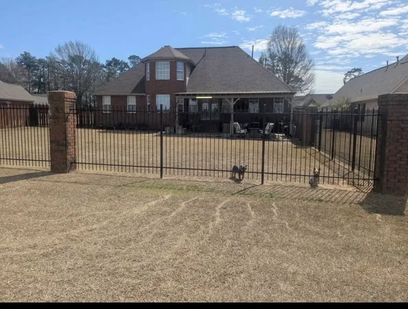 $464,900 | 112 Fairway Drive, Covington, TN 38019