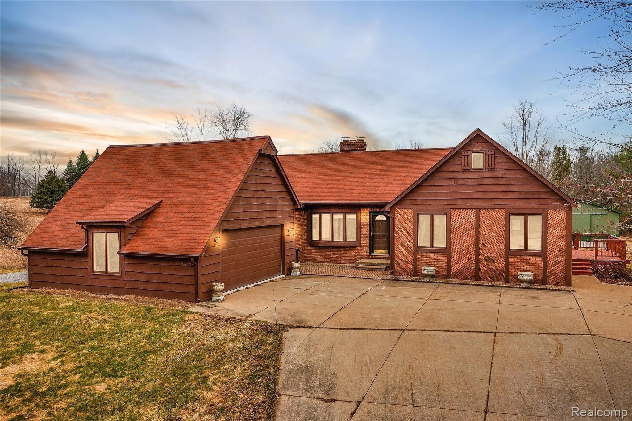 4200 Curtis Road Leonard, MI 48367 - Photo 1 of 39 1.jpg