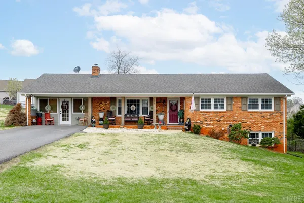 $399,000 | 106 Watkins Place, Lynchburg, VA 24502