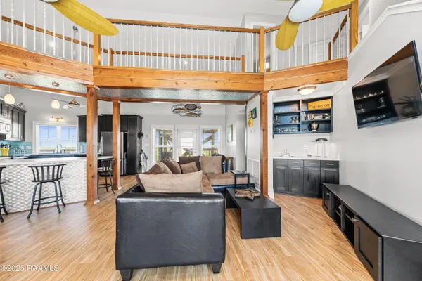 $555,000 | 127 Hammock Lane, Franklin, LA 70538