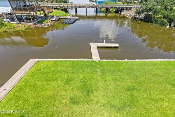 $555,000 | 127 Hammock Lane, Franklin, LA 70538