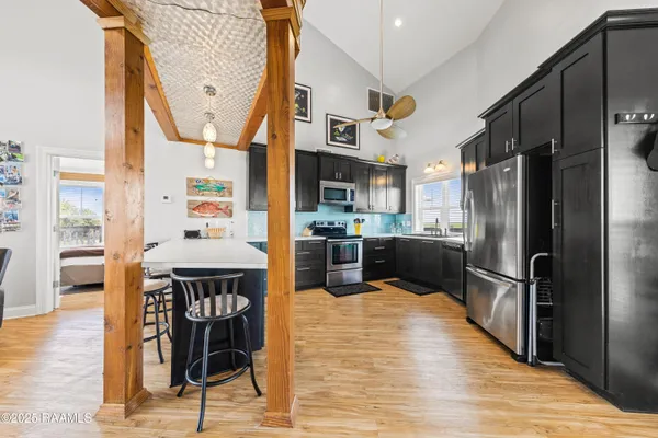 $555,000 | 127 Hammock Lane, Franklin, LA 70538