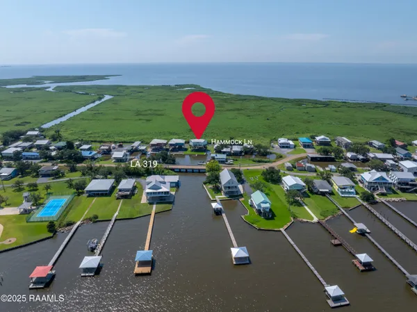 $555,000 | 127 Hammock Lane, Franklin, LA 70538