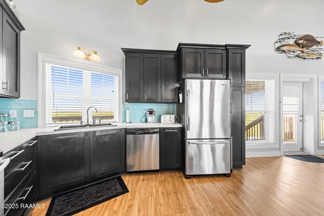 $555,000 | 127 Hammock Lane, Franklin, LA 70538