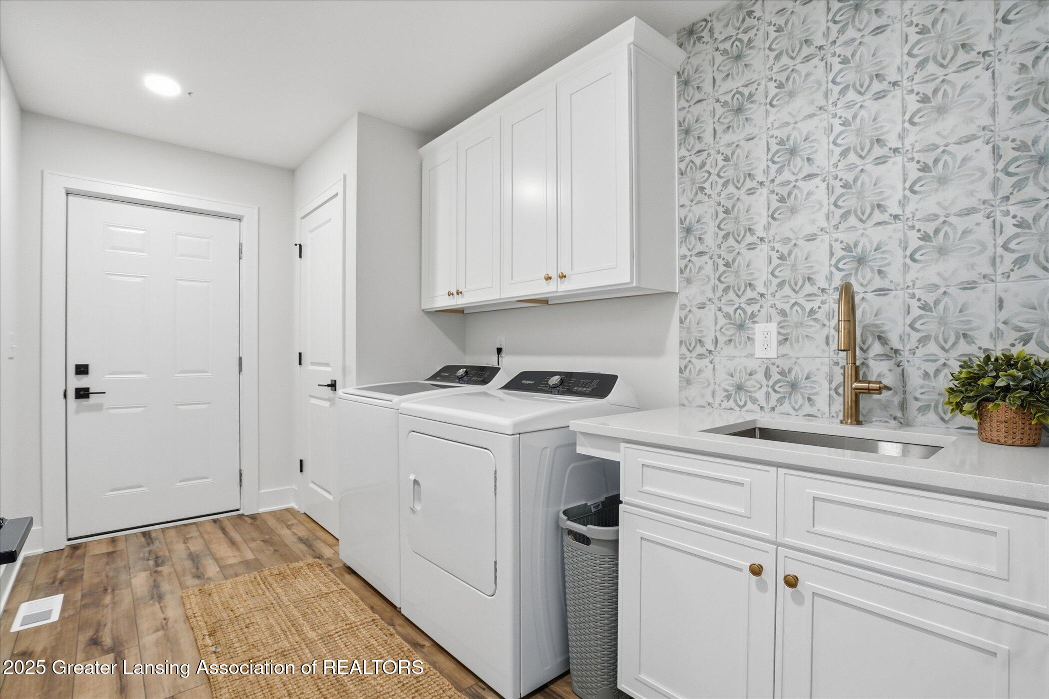 2492 South Eifert Road Mason, MI 48854 - Photo 8 of 24 08-2492-S-Eifert-Rd-Mason-MI-48854-Windo