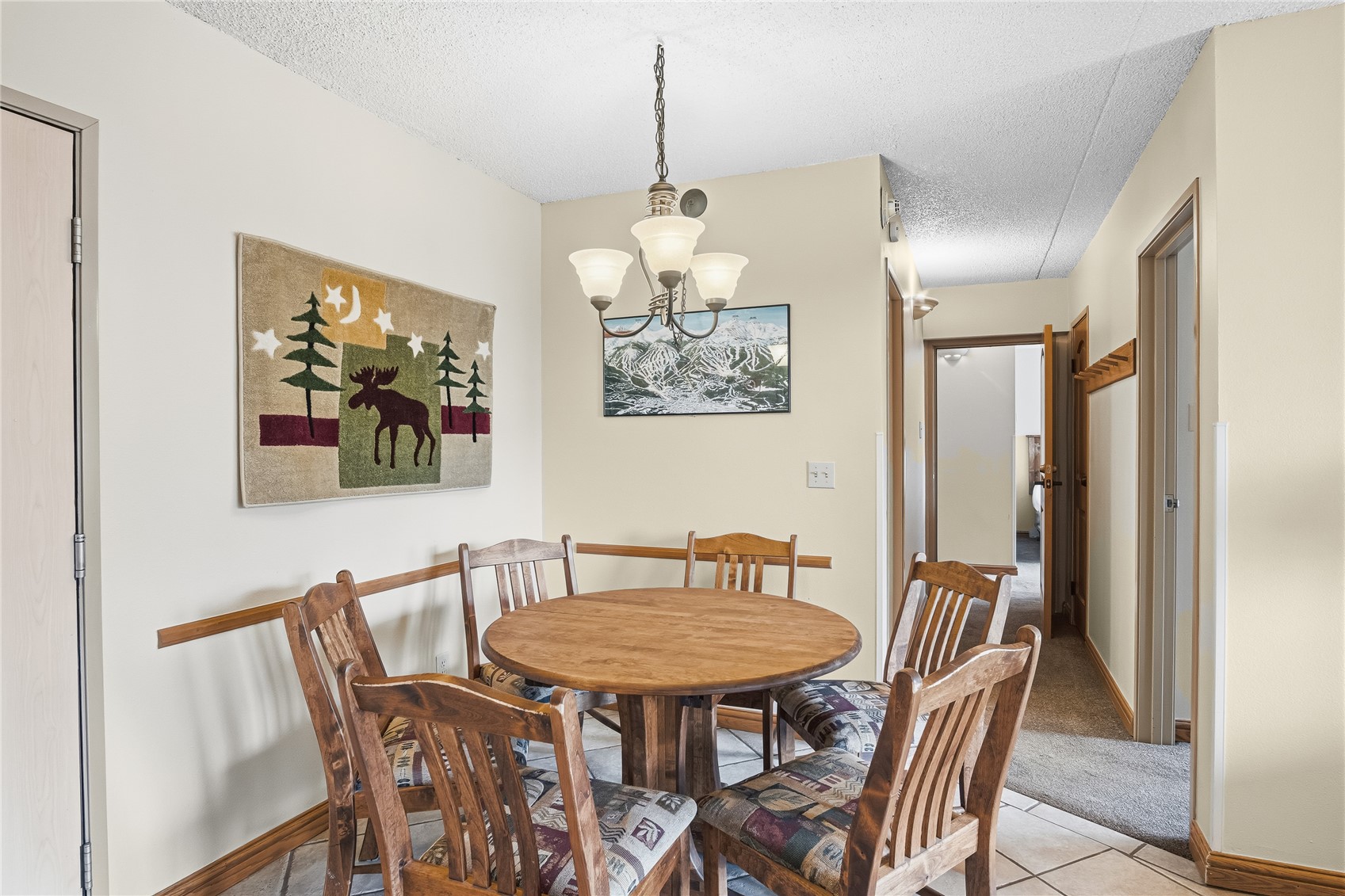 611 Village Road, Unit 24260 Breckenridge, CO 80424 - Photo 16 of 50 Dining Area