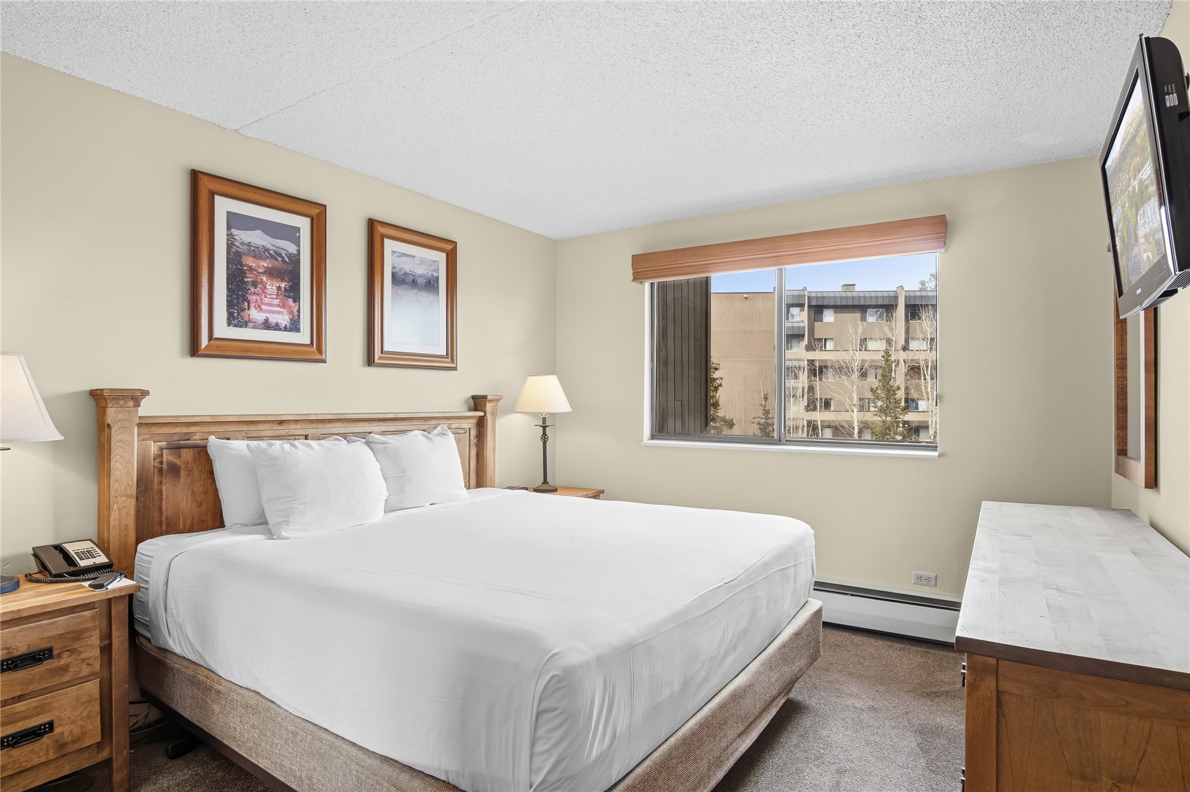 611 Village Road, Unit 24260 Breckenridge, CO 80424 - Photo 18 of 50 Main Bedroom