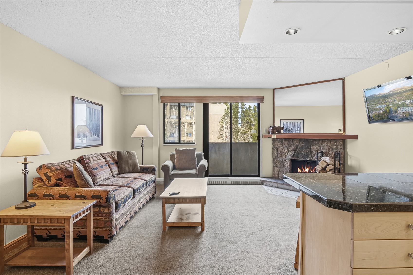 611 Village Road, Unit 24260 Breckenridge, CO 80424 - Photo 2 of 50 Living Area