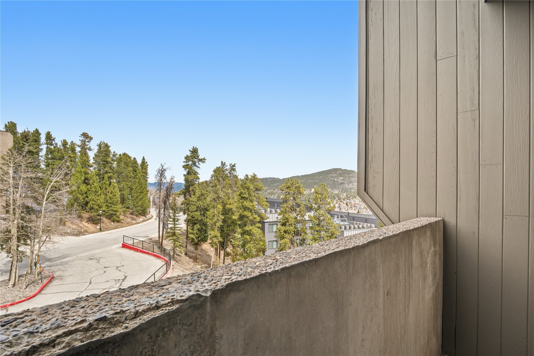 611 Village Road, Unit 24260 Breckenridge, CO 80424 - Photo 29 of 50 Deck