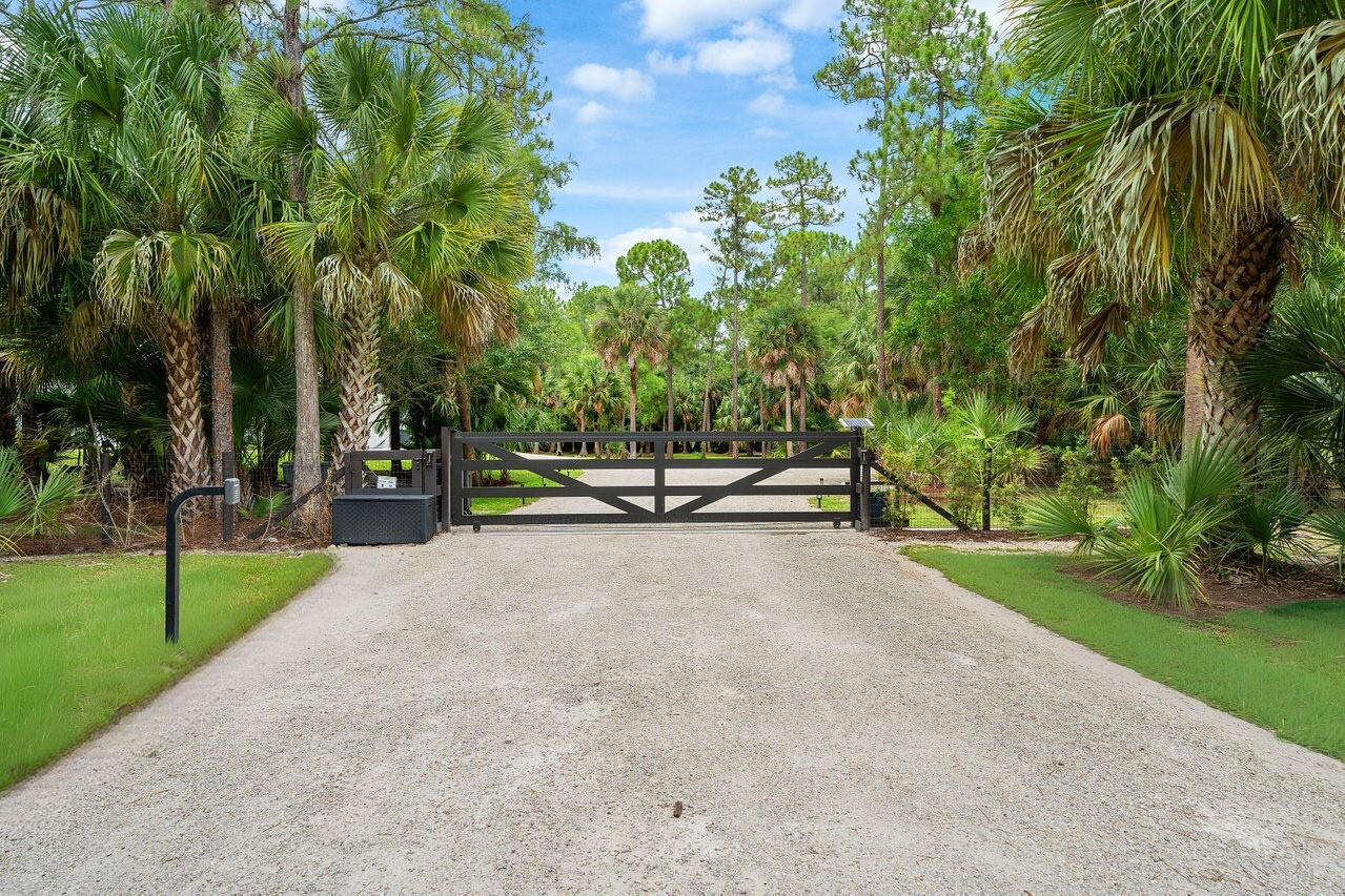 11871 160th Road North Jupiter, FL 33478 - Photo 41 of 66 Private Entry