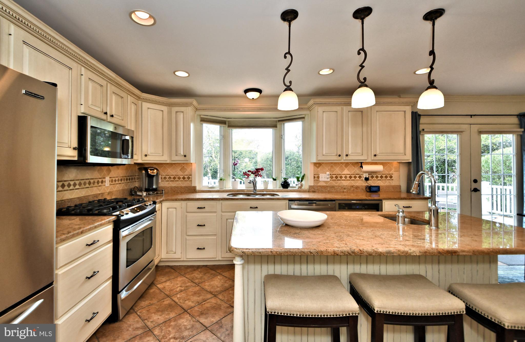 405 Crest Road Oreland, PA 19075 - Photo 11 of 43 Kitchen