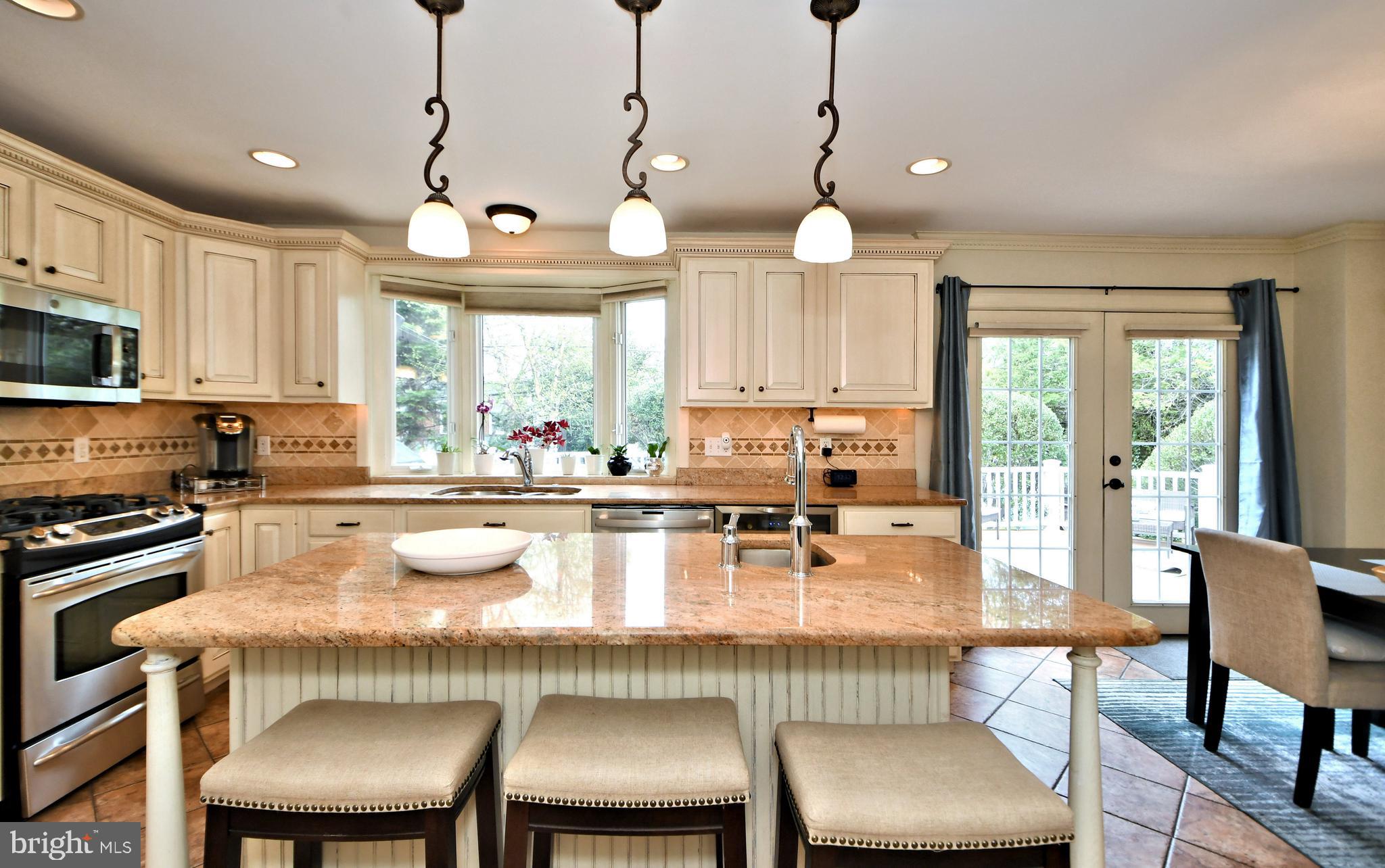 405 Crest Road Oreland, PA 19075 - Photo 16 of 43 Kitchen island