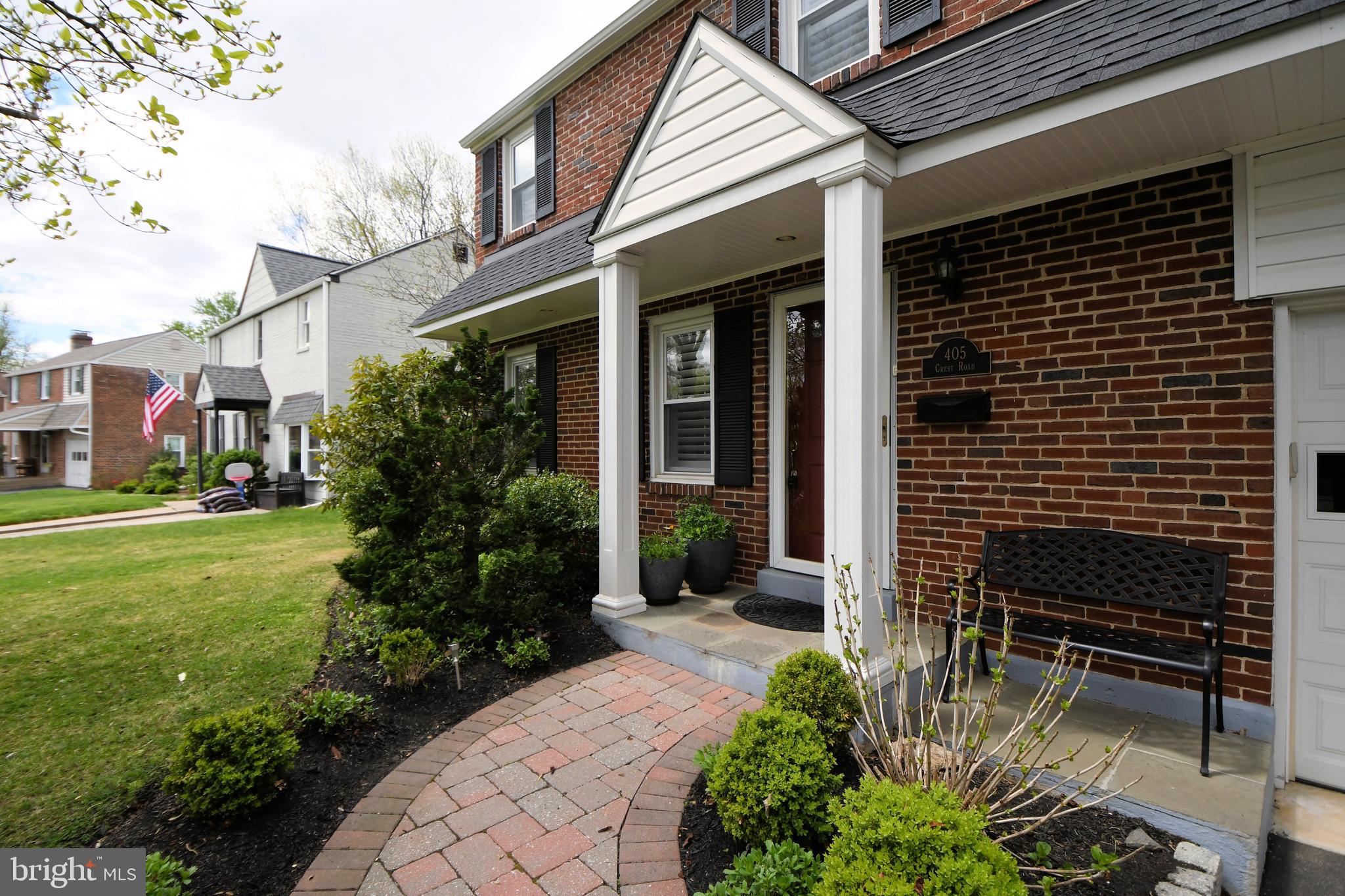 405 Crest Road Oreland, PA 19075 - Photo 3 of 43 Front porch
